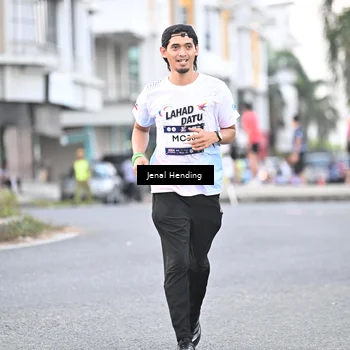 Runner Photo 7691028
