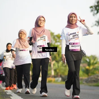 Runner Photo 7691030
