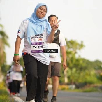 Runner Photo 7691031