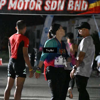 Runner Photo 7691043
