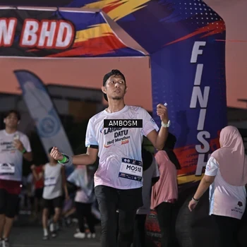 Runner Photo 7691051