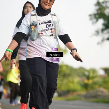 Runner Photo 7691060