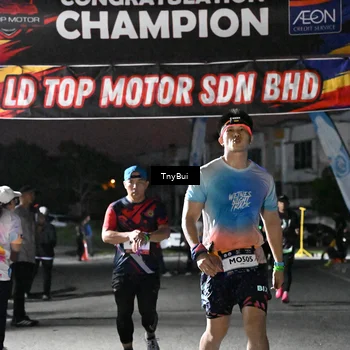 Runner Photo 7691062