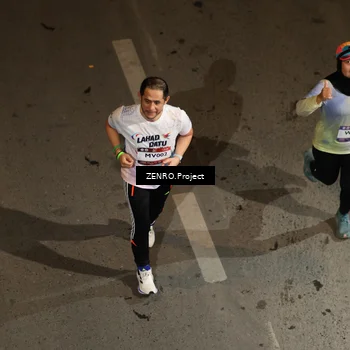 Runner Photo 7691064