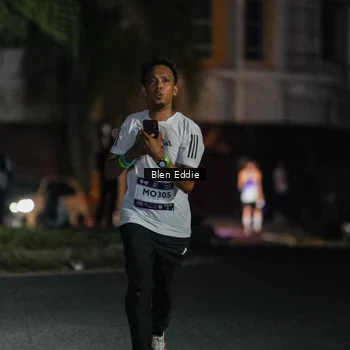Runner Photo 7691069
