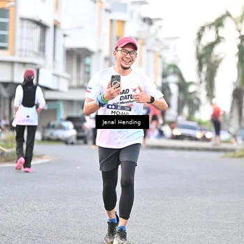 Runner Photo 7691071
