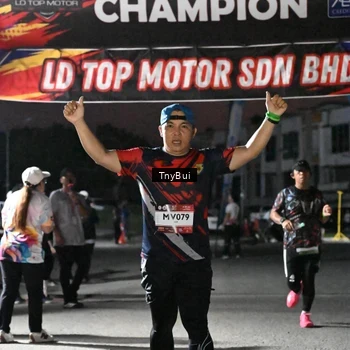 Runner Photo 7691077