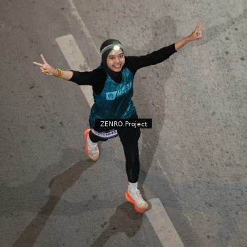 Runner Photo 7691080
