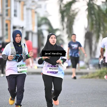 Runner Photo 7691083