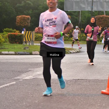 Runner Photo 7691098