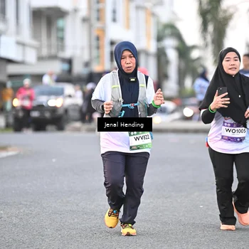 Runner Photo 7691105