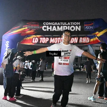 Runner Photo 7691113