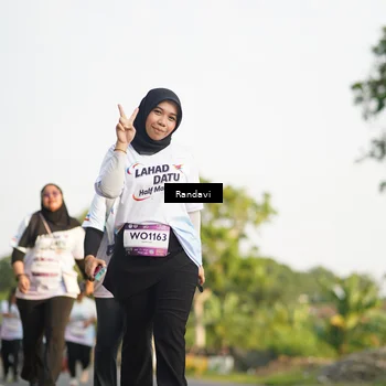 Runner Photo 7691122