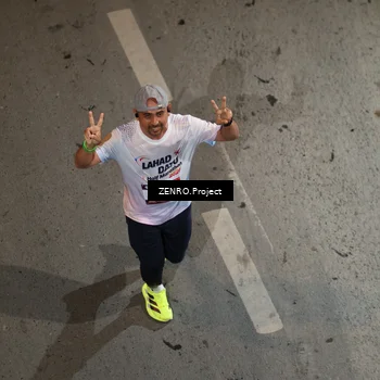 Runner Photo 7691125