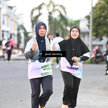 Runner Photo 7691133