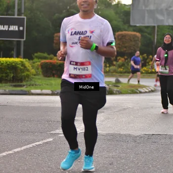 Runner Photo 7691142