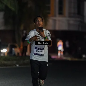Runner Photo 7691144