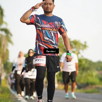 Runner Photo 7691174