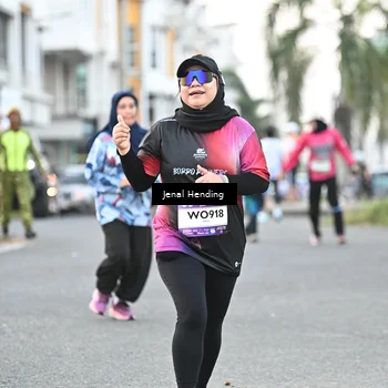 Runner Photo 7691181