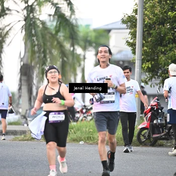 Runner Photo 7691184