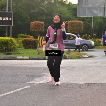 Runner Photo 7691185