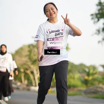 Runner Photo 7691187