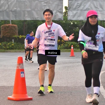 Runner Photo 7691208