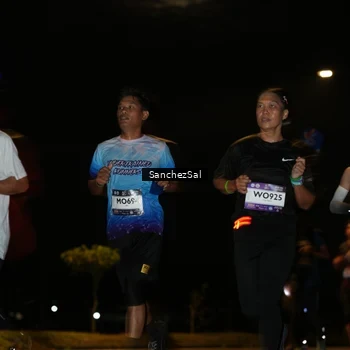 Runner Photo 7691219