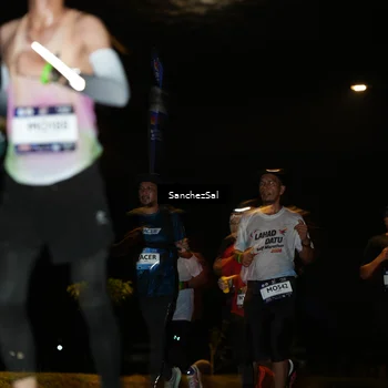 Runner Photo 7691222
