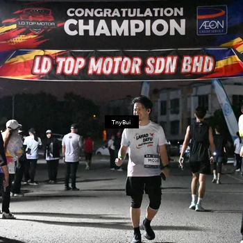 Runner Photo 7691226