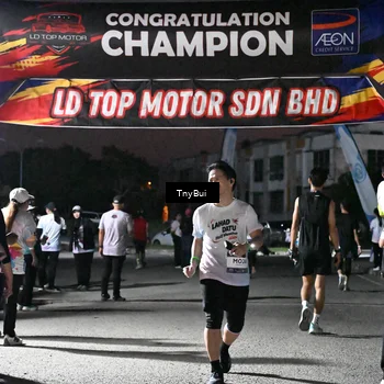 Runner Photo 7691228