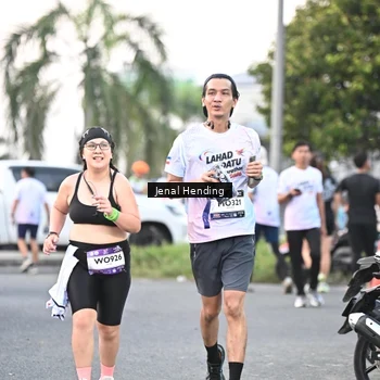 Runner Photo 7691238