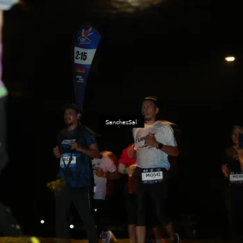 Runner Photo 7691246