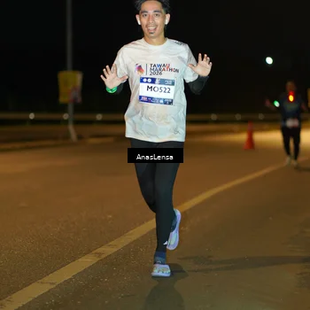 Runner Photo 7691248