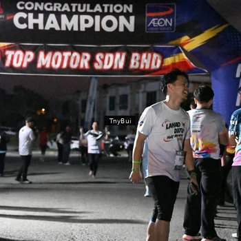 Runner Photo 7691277
