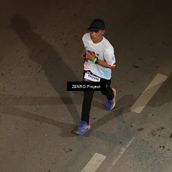 Runner Photo 7691284