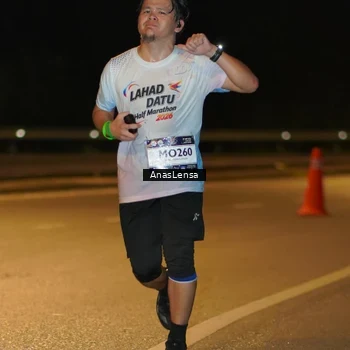 Runner Photo 7691297