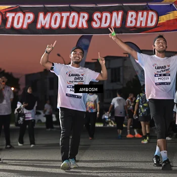 Runner Photo 7691305