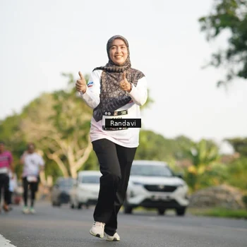 Runner Photo 7691312