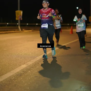 Runner Photo 7691324