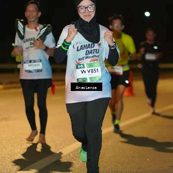 Runner Photo 7691335