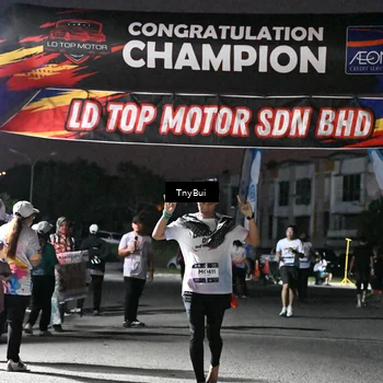 Runner Photo 7691337