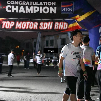Runner Photo 7691338
