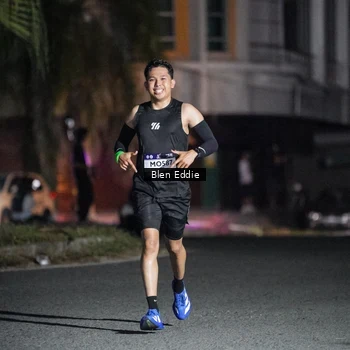 Runner Photo 7691357