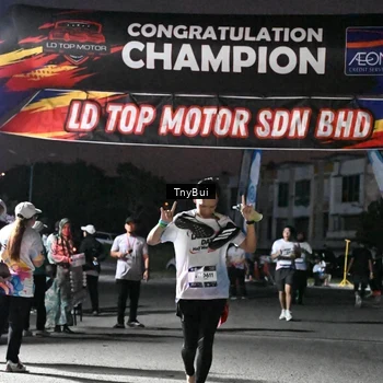 Runner Photo 7691365