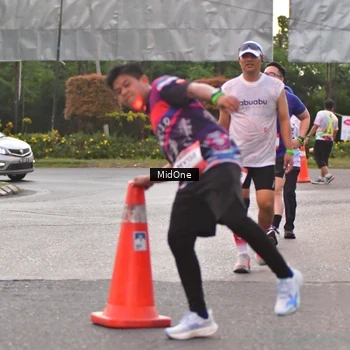 Runner Photo 7691367