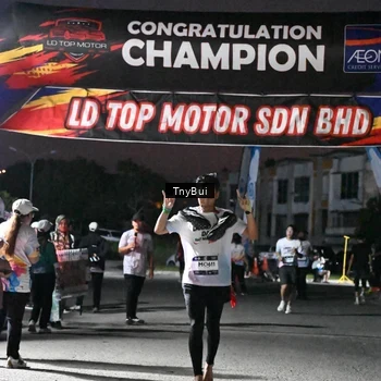 Runner Photo 7691379