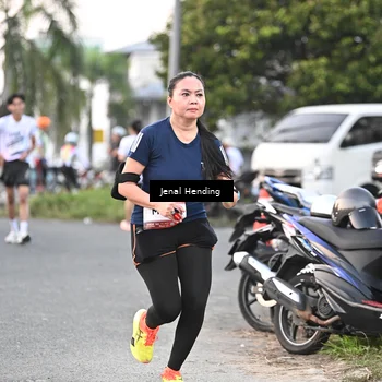 Runner Photo 7691383