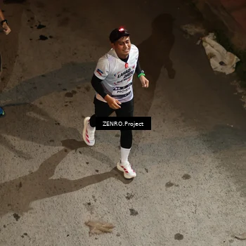 Runner Photo 7691386