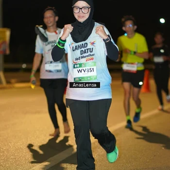 Runner Photo 7691390